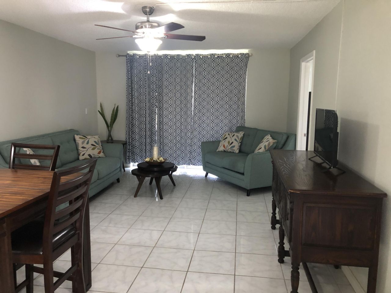 8051 Sunrise Lakes Drive N, Unit 202, Sunrise, FL 33322 Photo
