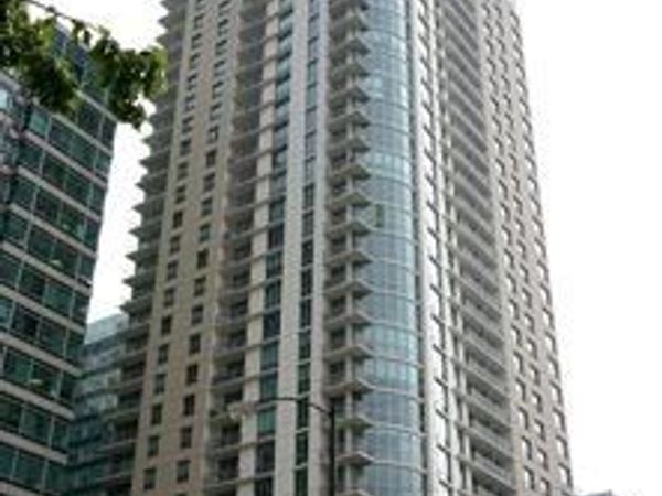 125 S Jefferson Street, Chicago, IL 60661