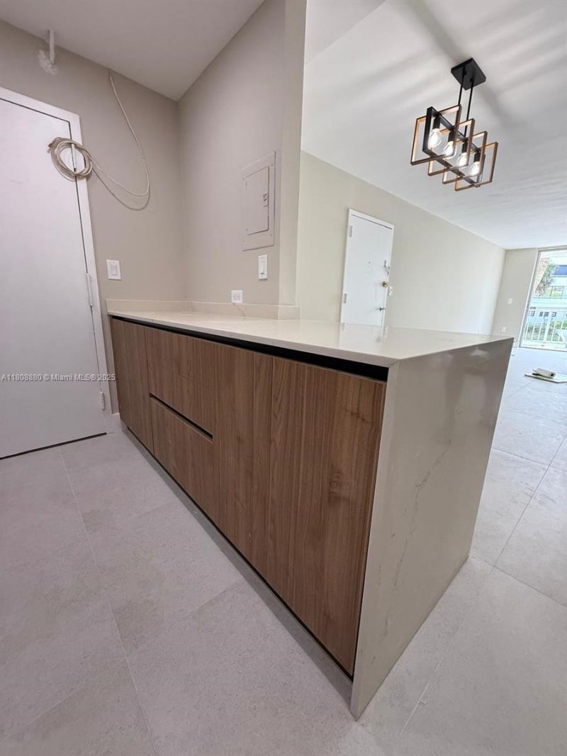 6801 Indian Creek Dr, Unit 207, Miami Beach, FL 33141 Photo