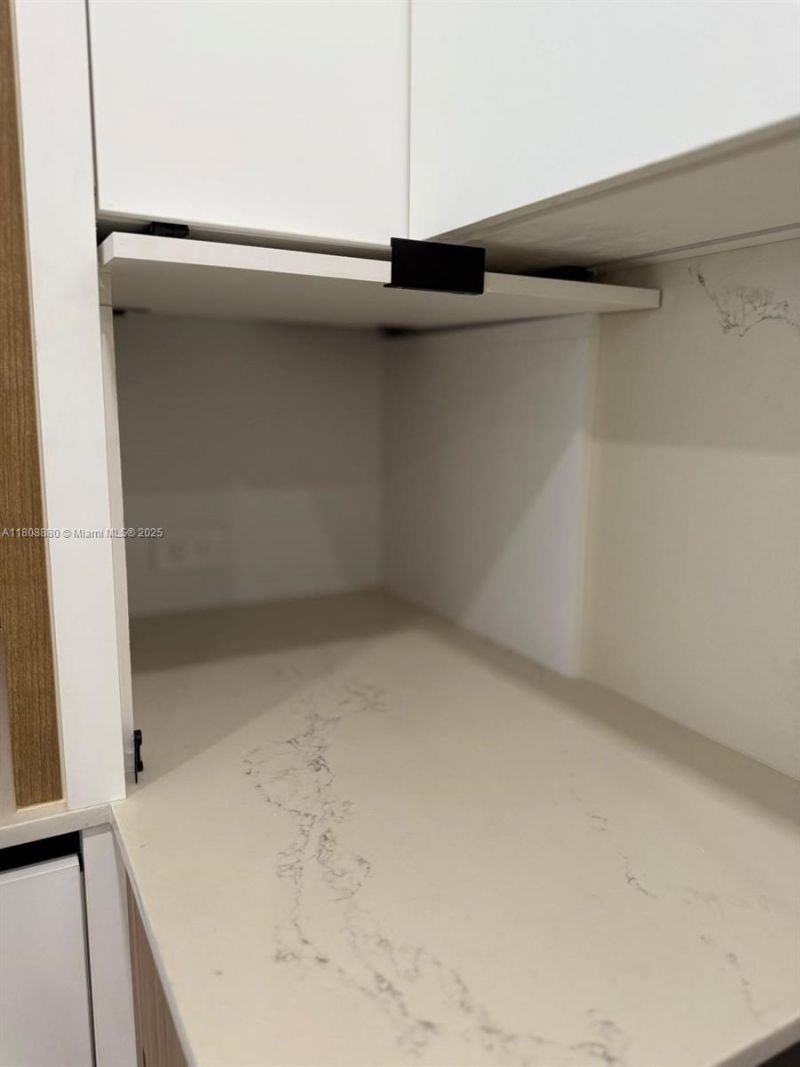 6801 Indian Creek Dr, Unit 207, Miami Beach, FL 33141 Photo