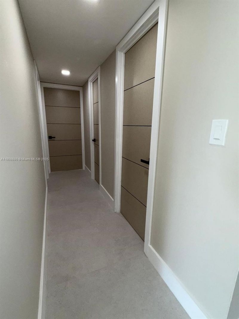 6801 Indian Creek Dr, Unit 207, Miami Beach, FL 33141 Photo