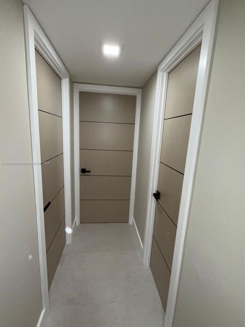 6801 Indian Creek Dr, Unit 207, Miami Beach, FL 33141 Photo