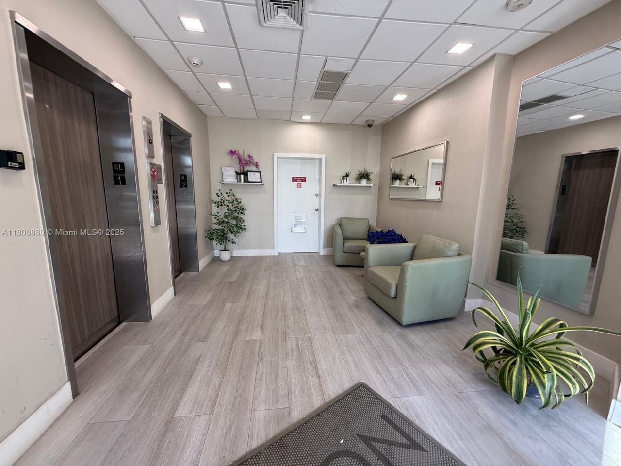 6801 Indian Creek Dr, Unit 207, Miami Beach, FL 33141 Photo