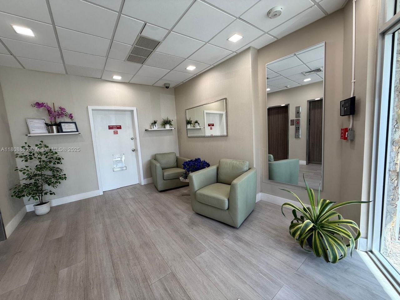 6801 Indian Creek Dr, Unit 207, Miami Beach, FL 33141 Photo