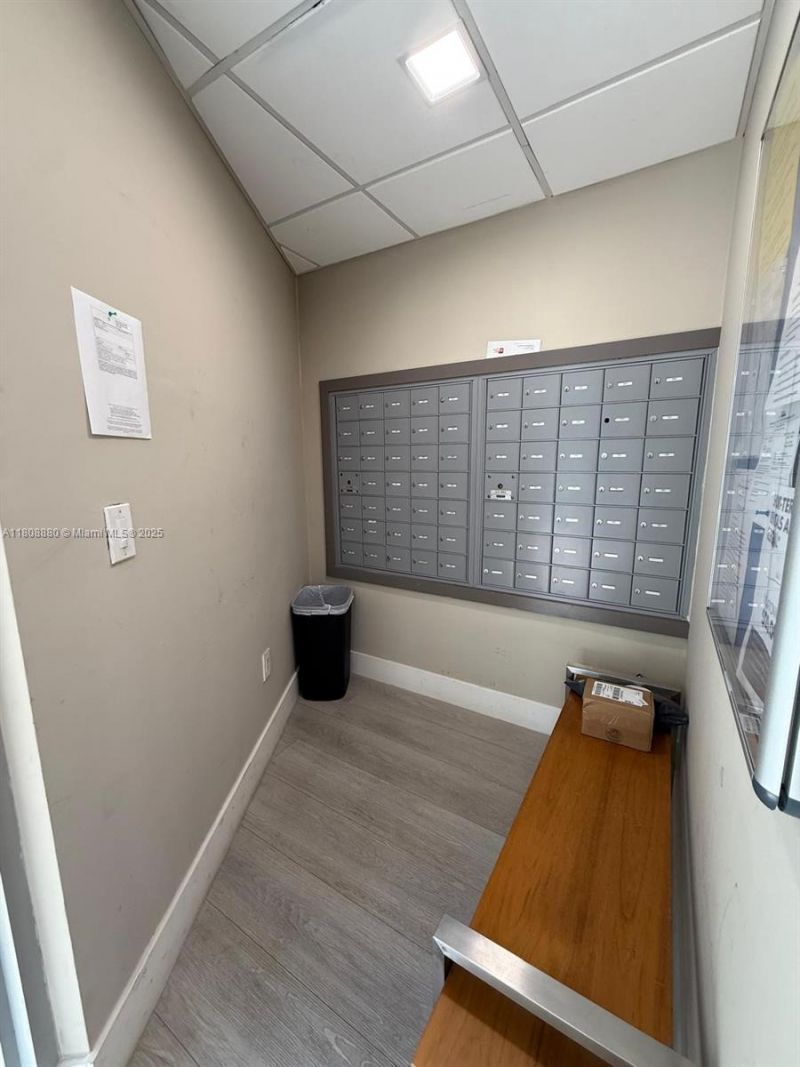 6801 Indian Creek Dr, Unit 207, Miami Beach, FL 33141 Photo