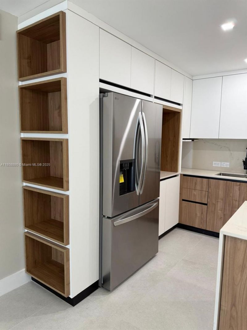 6801 Indian Creek Dr, Unit 207, Miami Beach, FL 33141 Photo