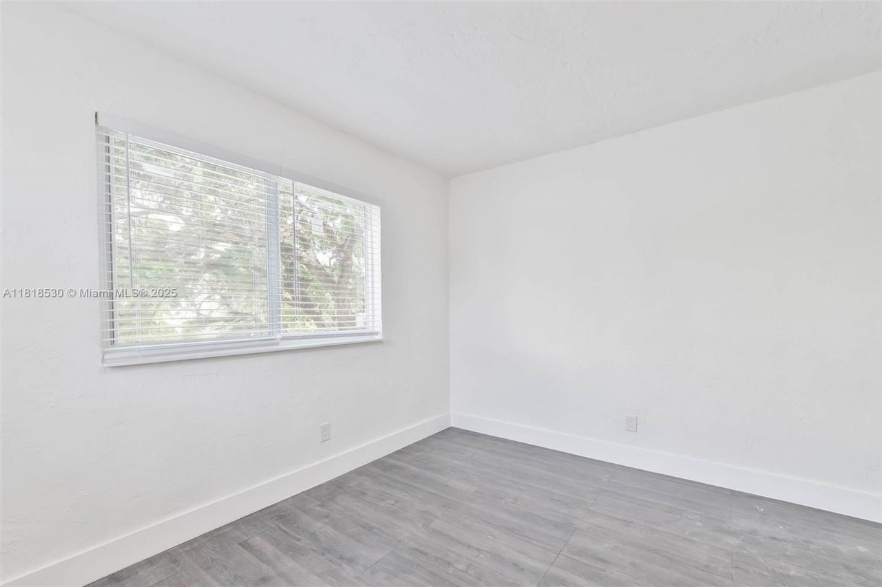 212 NW 15th St, Miami, FL 33136 Photo