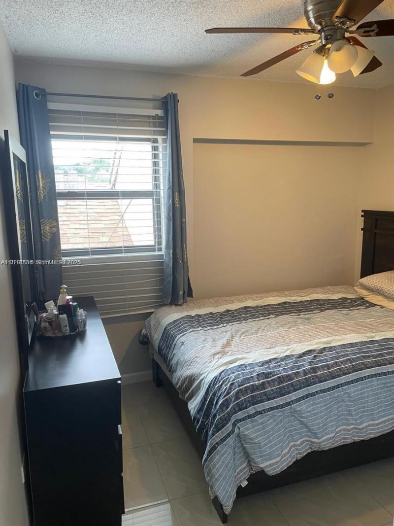 8409 N Missionwood Cir, Unit D-30, Miramar, FL 33025 Photo