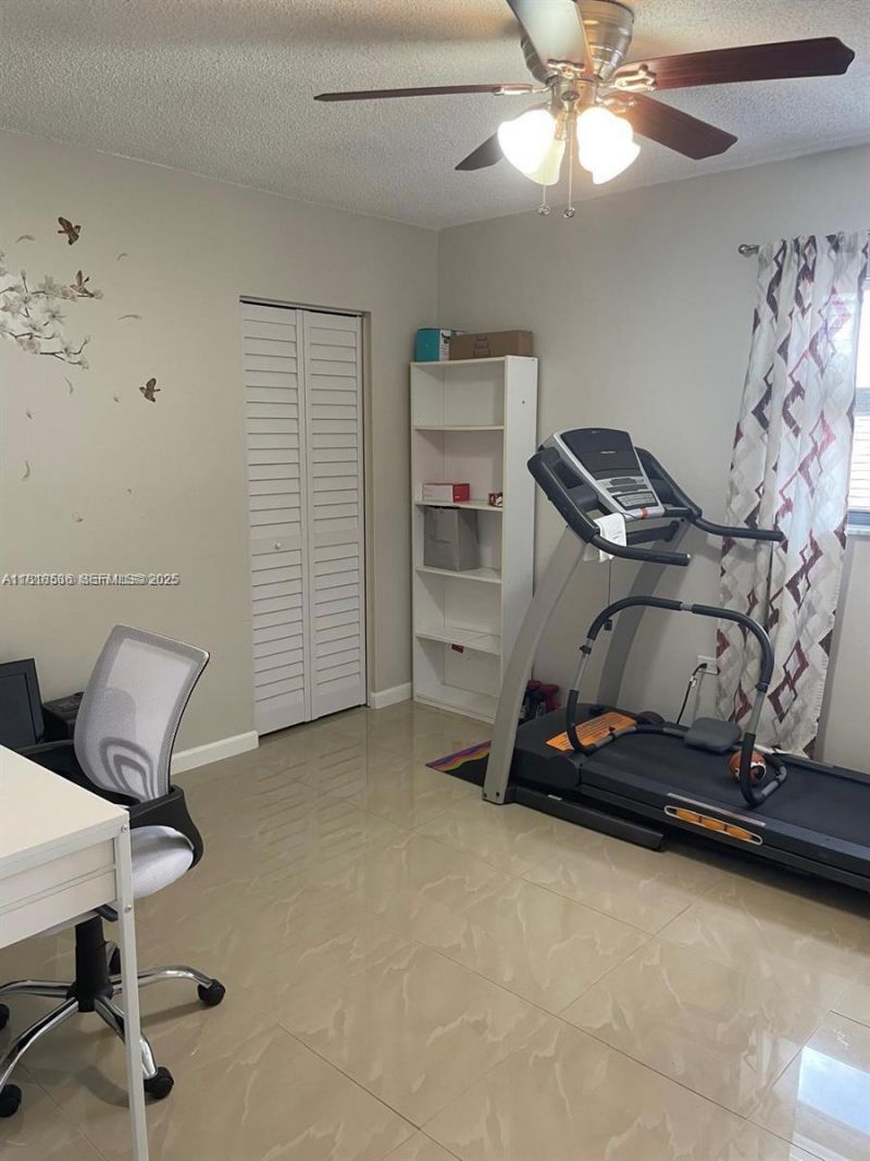 8409 N Missionwood Cir, Unit D-30, Miramar, FL 33025 Photo