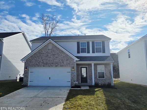 8848 Keenberg Lane, Knoxville, TN 37931