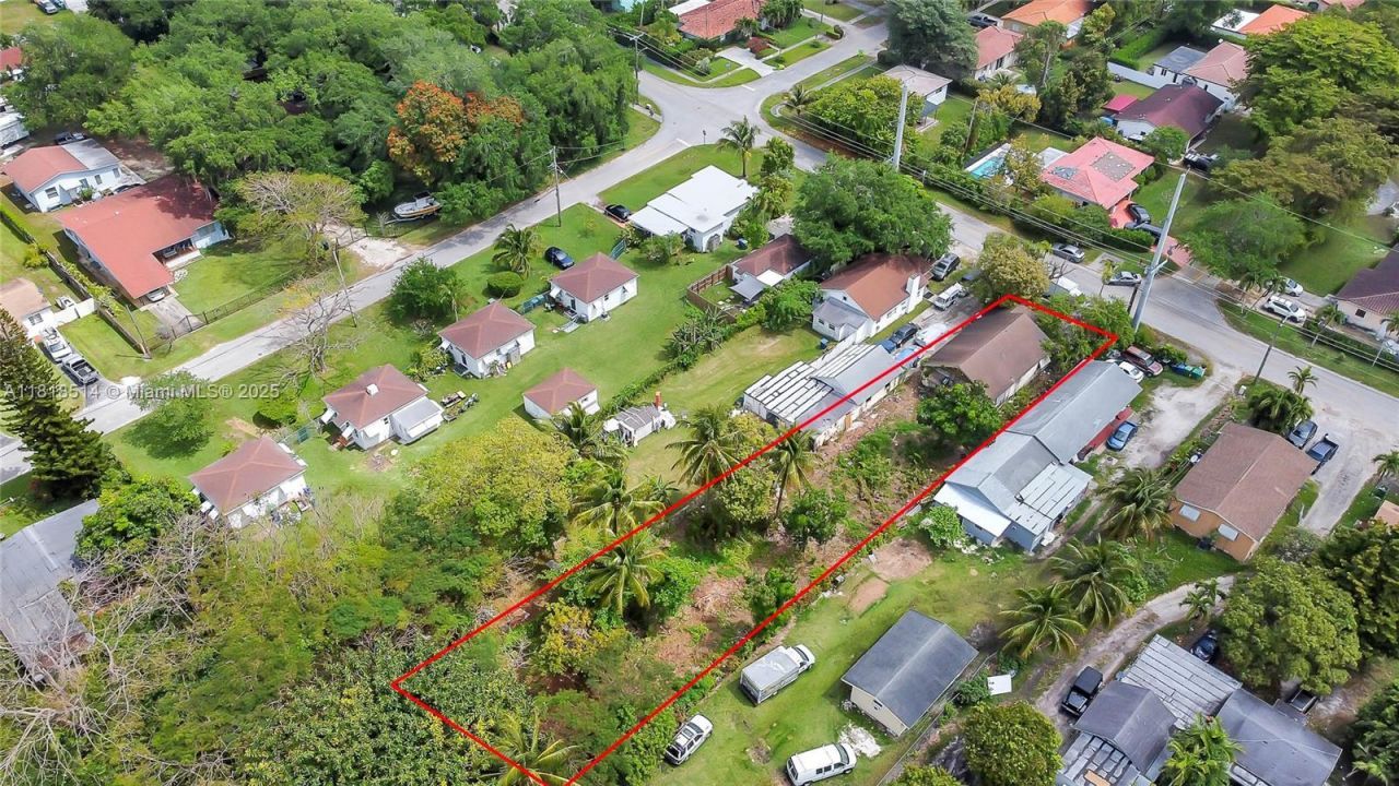 8980 NW 5th Ave, El Portal, FL 33150 Photo