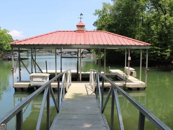 4142 Greyfield Bluff Drive, Gainesville, GA 30504