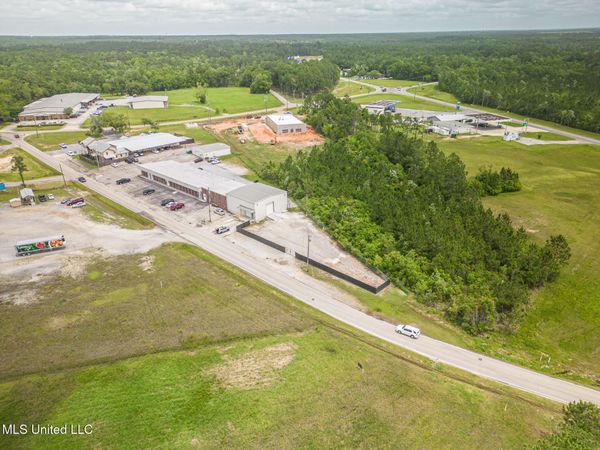 12450 Shortcut Road, Biloxi, MS 39532
