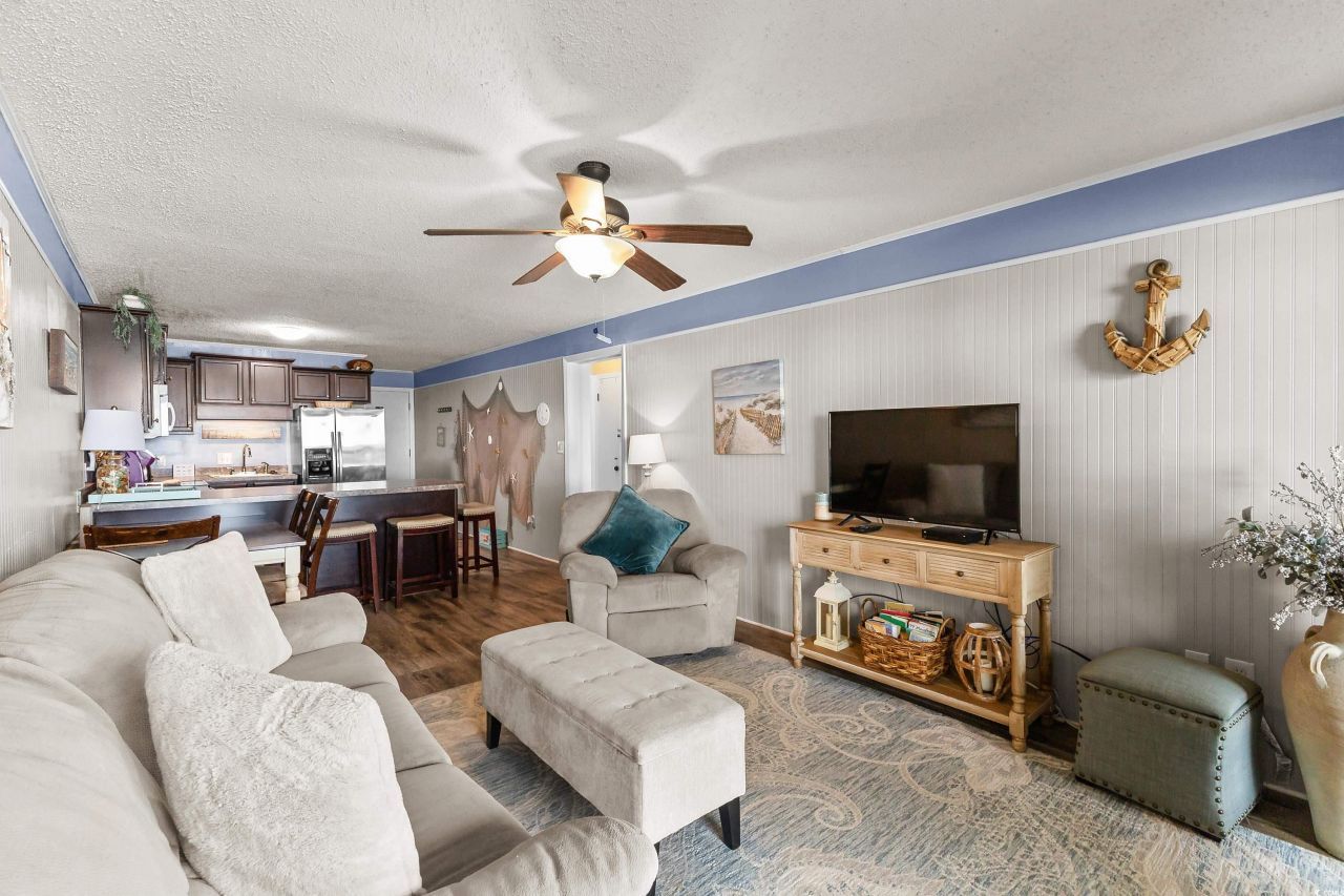 201 76th Ave. N Photo 13