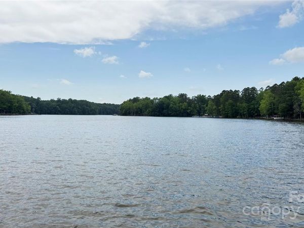 1053 Inlet Pointe Road, Salisbury, NC 28146