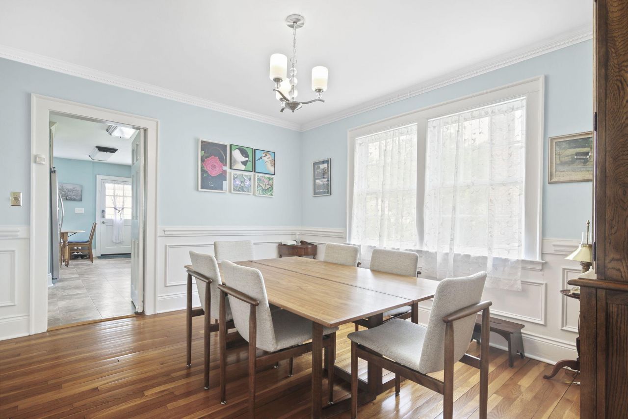 104 East Bay Street Photo 15