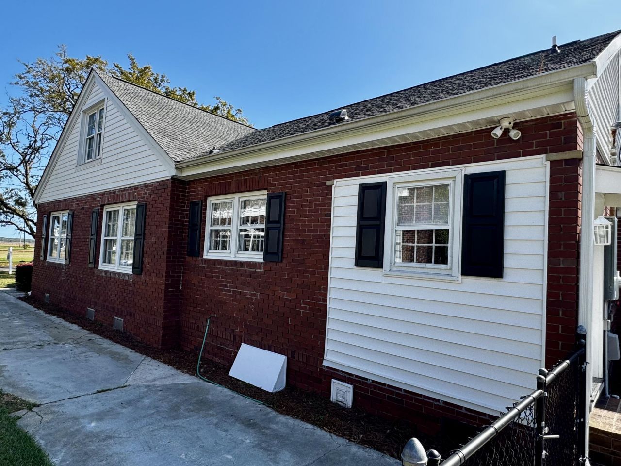 104 East Bay Street Photo 47