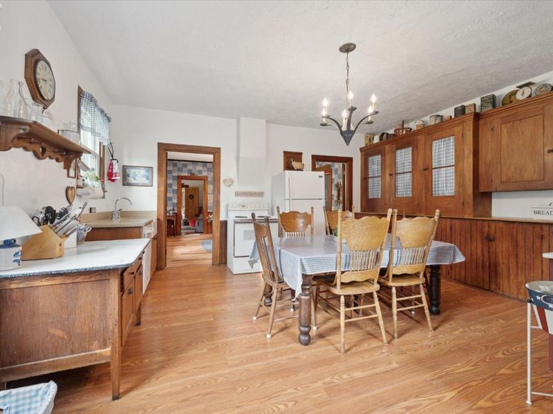 569 Victory Lane, Put in Bay, OH 43456 Photo 10