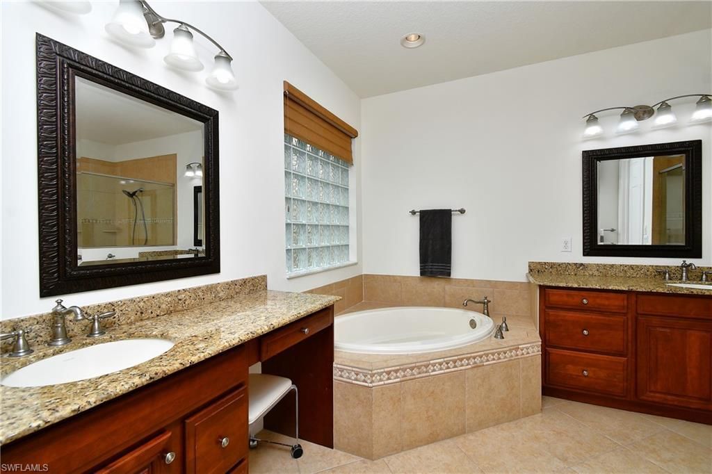 8871 Biella Ct, Estero, FL 33967 Photo