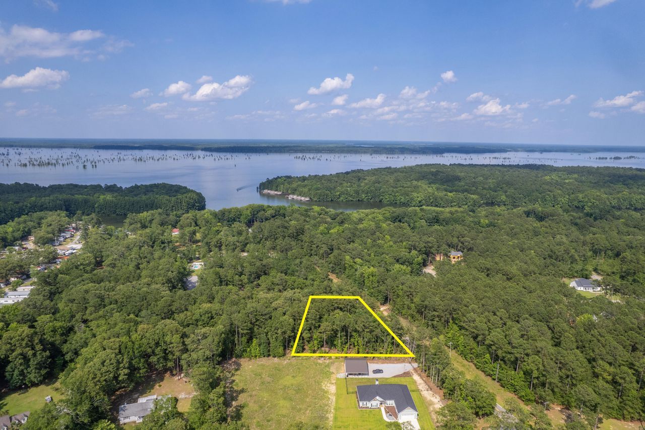 0 Breezewood Court Photo 16