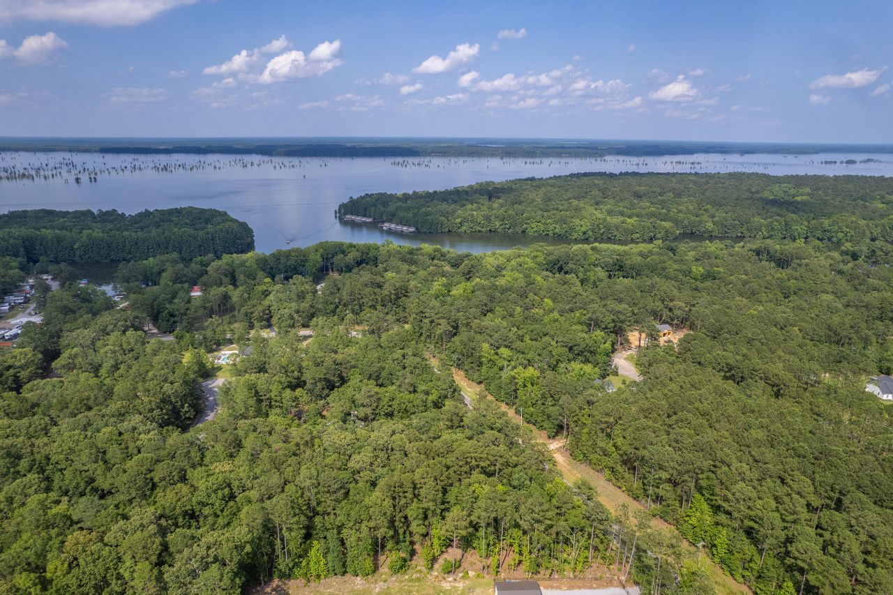 0 Breezewood Court Photo 22