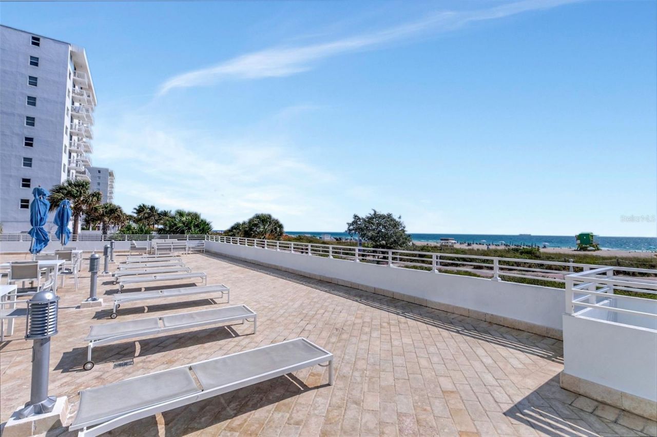 345 Ocean Drive, Unit 305, Miami Beach, FL 33139 Photo