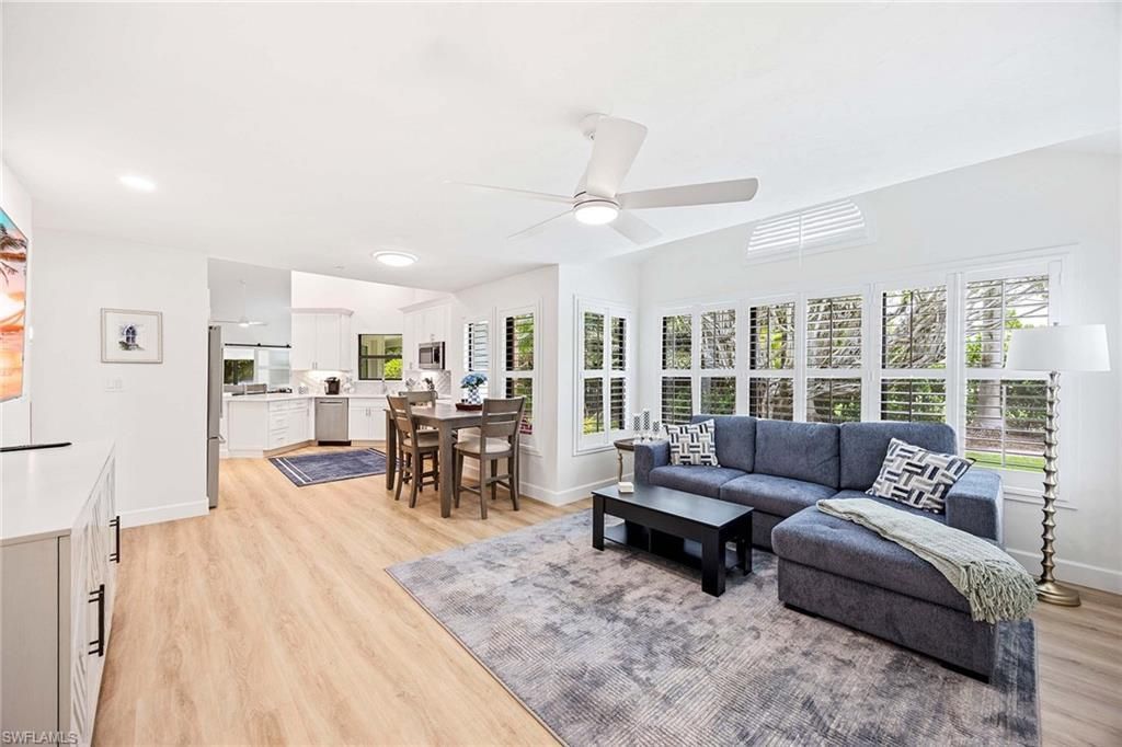 571 Park Shore Dr, Unit G6, Naples, FL 34103 Photo