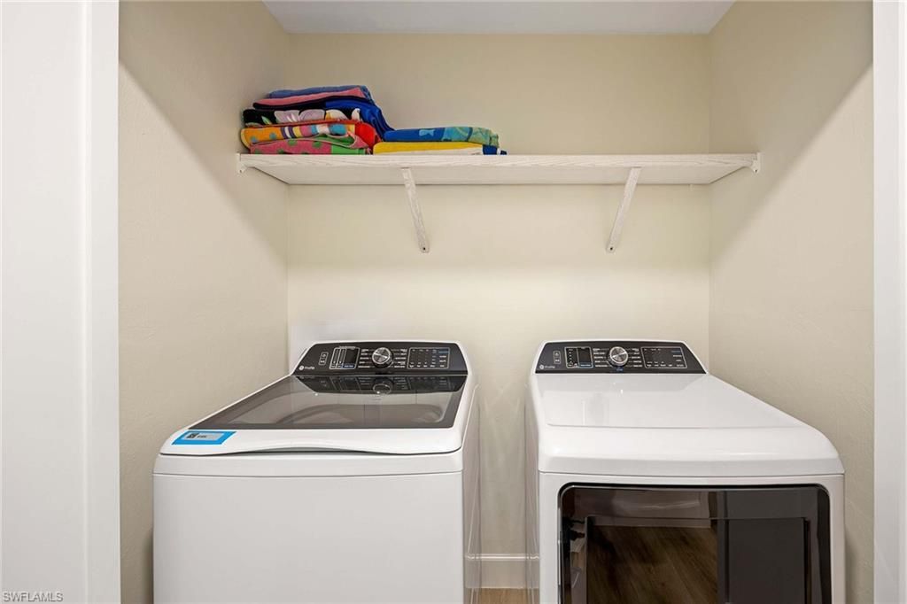 571 Park Shore Dr, Unit G6, Naples, FL 34103 Photo