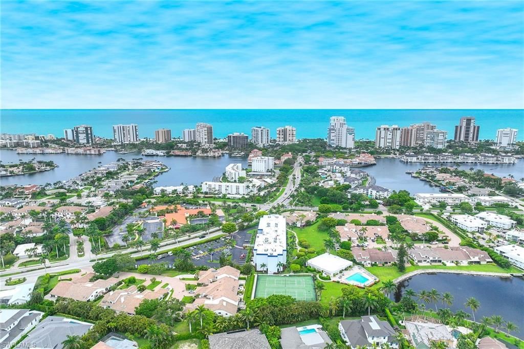 571 Park Shore Dr, Unit G6, Naples, FL 34103 Photo
