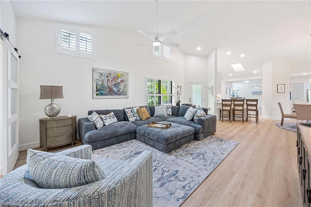 571 Park Shore Dr, Unit G6, Naples, FL 34103 Photo
