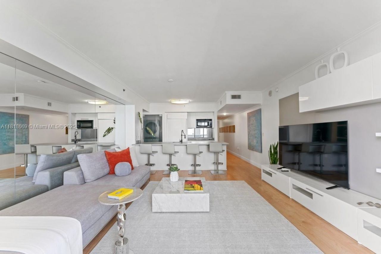 1830 S Ocean Dr, Unit 3005, Hallandale Beach, FL 33009 Photo