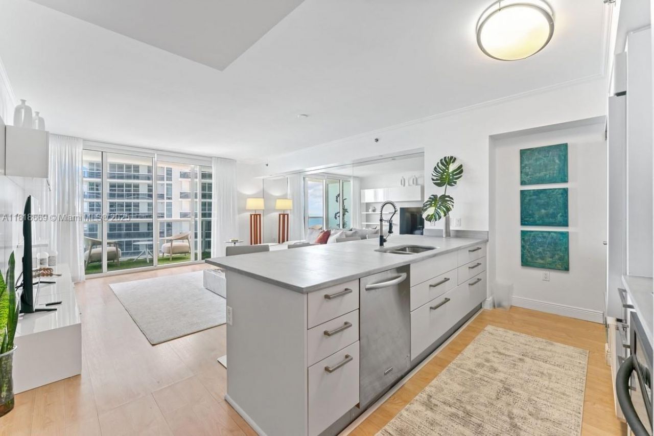 1830 S Ocean Dr, Unit 3005, Hallandale Beach, FL 33009 Photo