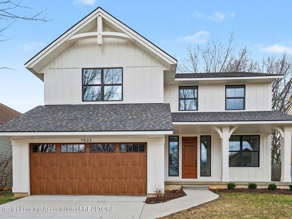 7822 Forestview Drive, Haslett, MI 48840