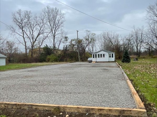 6921 Middlebelt Road, Romulus, MI 48174