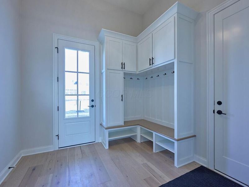 7301 Wood Edge Lane, New Albany, OH 43054 Photo 18