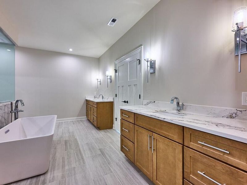 7301 Wood Edge Lane, New Albany, OH 43054 Photo 27