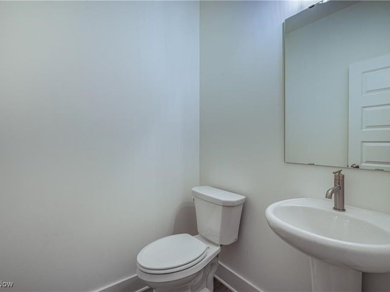 2105 Glenmont Drive, Brunswick, OH 44212 Photo 14