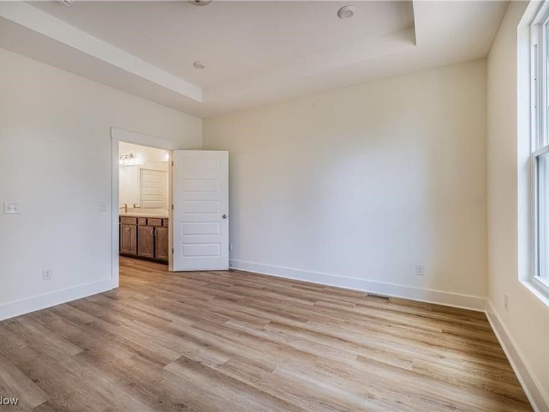 2105 Glenmont Drive, Brunswick, OH 44212 Photo 18