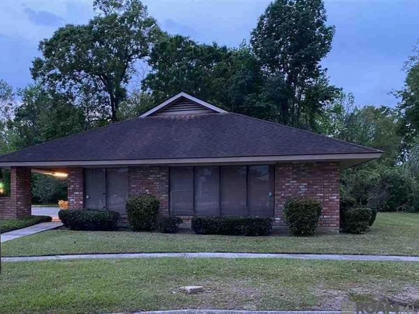 624 Chevelle Ct, Baton Rouge, LA 70806