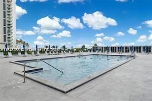5601 Collins, Unit 1210, Miami Beach, FL 33140 Photo