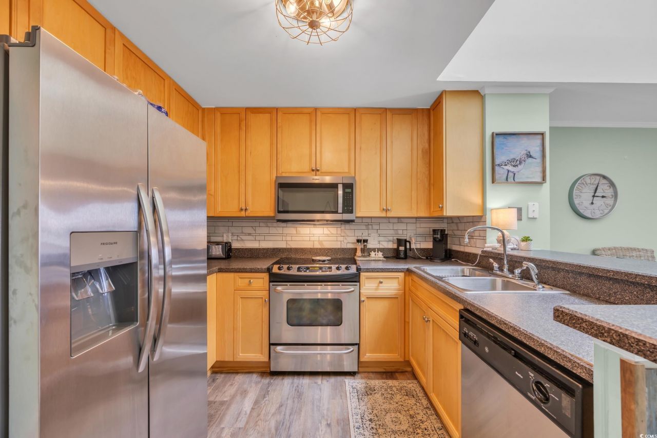 207 N Ocean Blvd. Photo 6