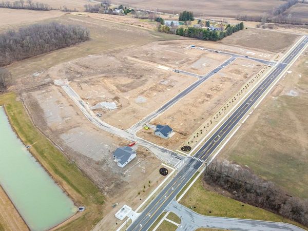 506 Caribou Crossing, Auburn, IN 46706