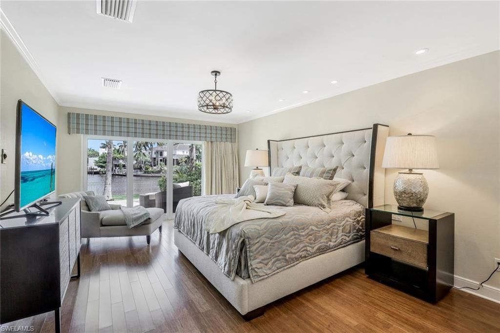 655 Galleon Dr, Naples, FL 34102 Photo