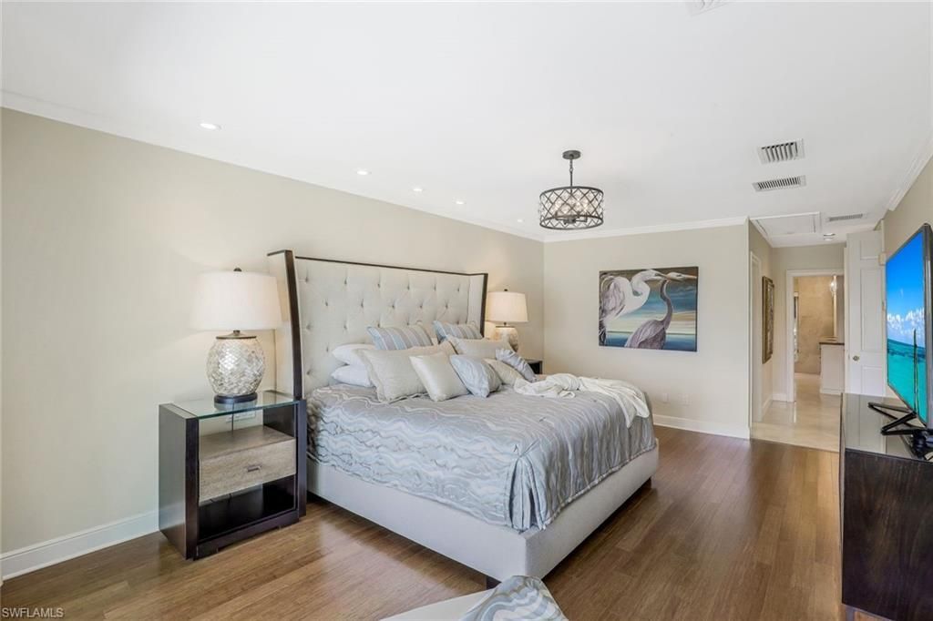 655 Galleon Dr, Naples, FL 34102 Photo