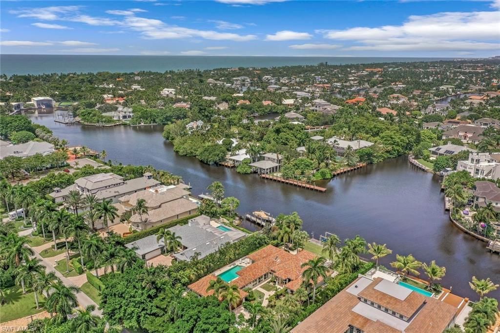 655 Galleon Dr, Naples, FL 34102 Photo