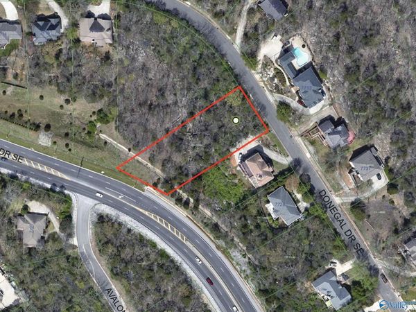 7724 Donegal Drive SE, Huntsville, AL 35802