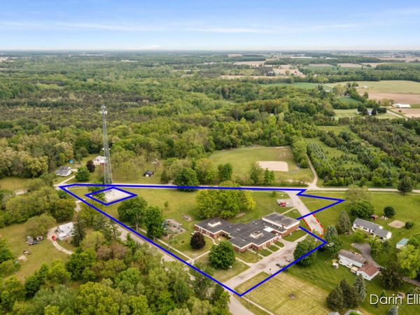 306 W Russell Street, Hubbardston, MI 48845