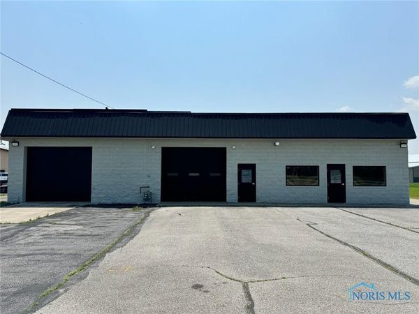 1414 Whitaker Way, Montpelier, OH 43543