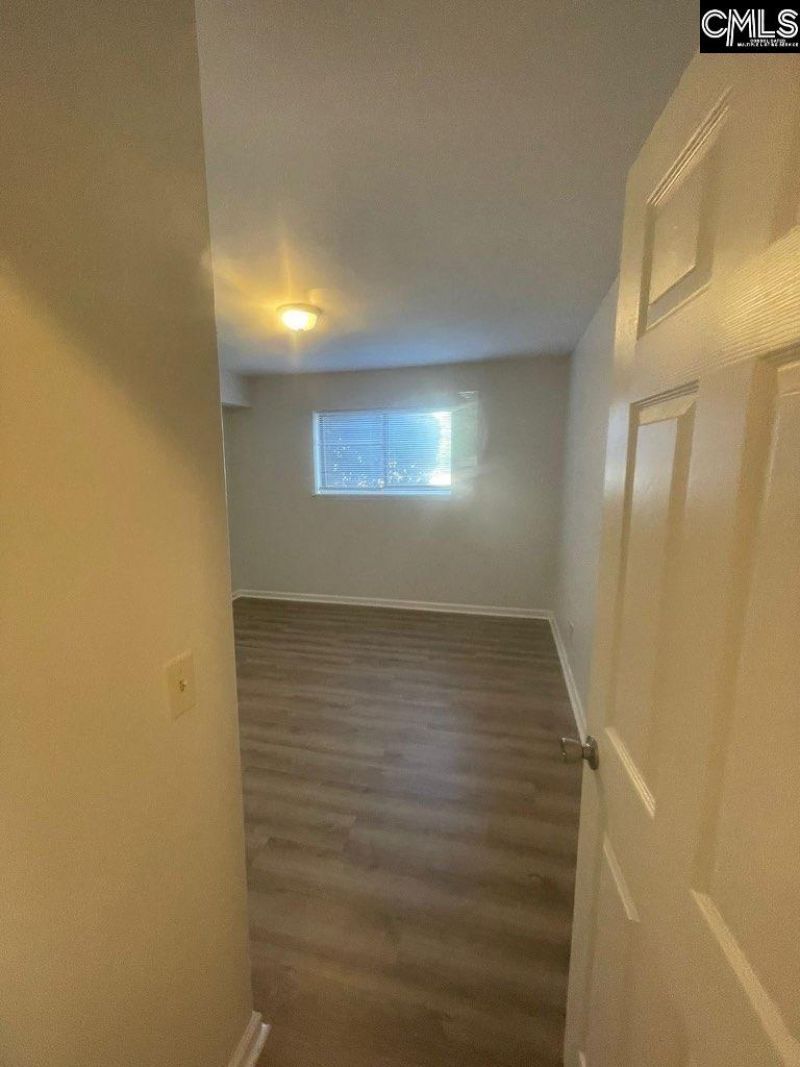 101 Menlo Drive Photo 13