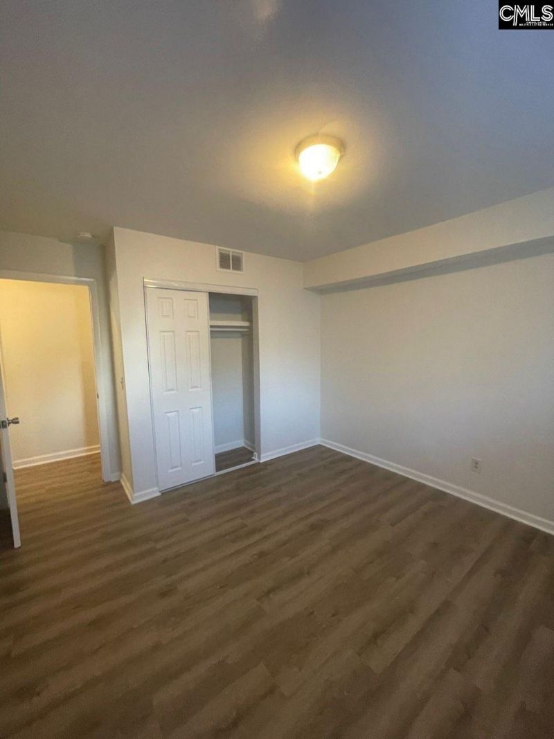 101 Menlo Drive Photo 14